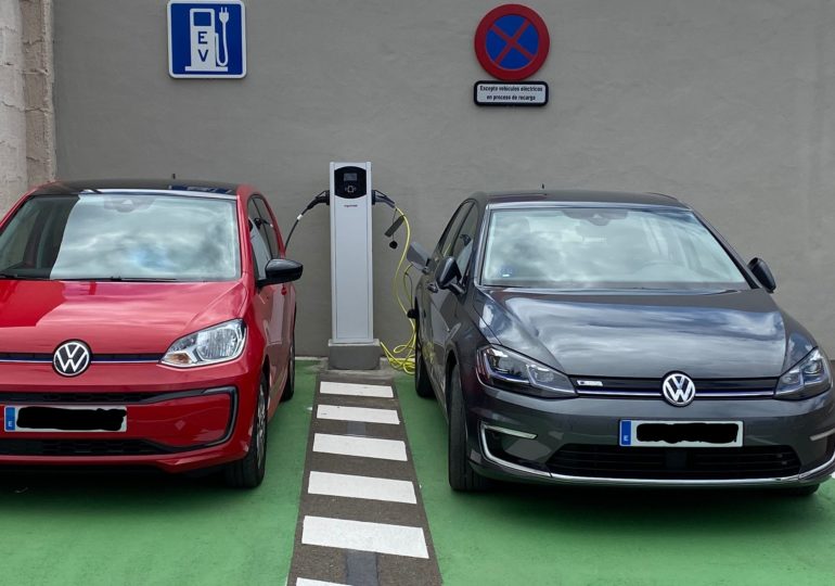 EL PARQUE TECNOLOGICO DEL NORTE ESTRENA UN PUNTO DE RECARGA PARA COCHES ELÉCTRICOS