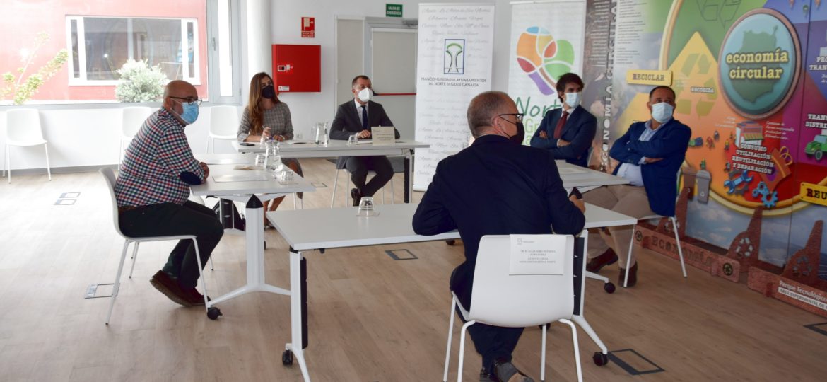 EL PRESIDENTE DE LA ZEC VISITA EL PARQUE    TECNOLÓGICO DEL NORTE